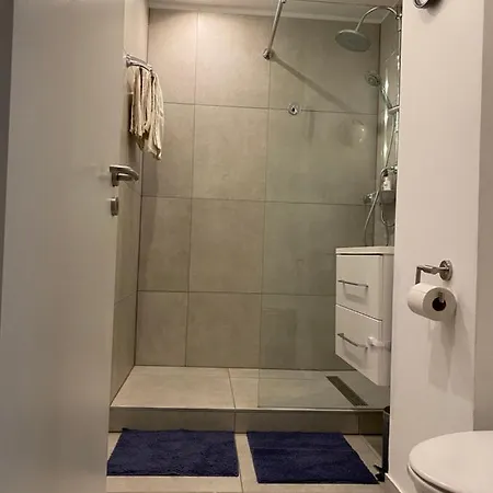 公寓 Wunderschone Zentrale In *